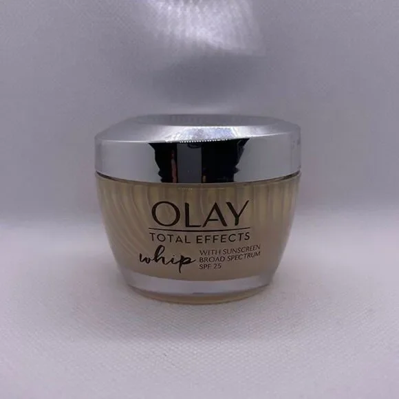 Olay Total Effects SPF Sunscreen Whip Face Moisturizer - Picture 6 of 10